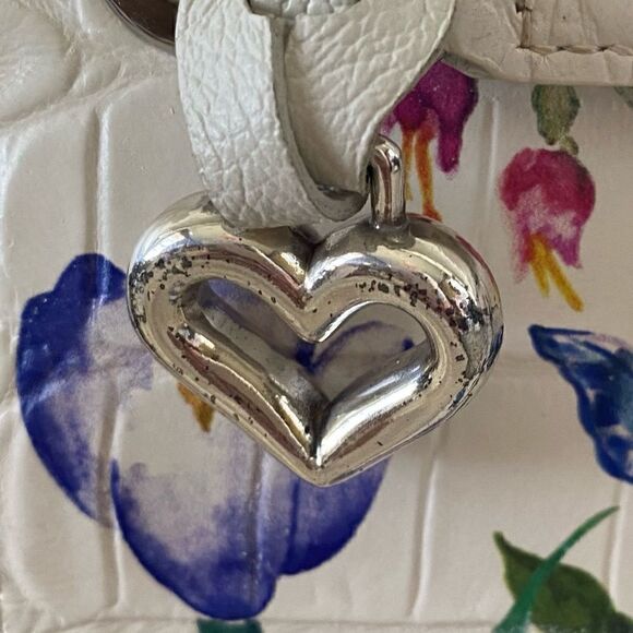 Authentic Brighton Sylvie White Floral Chain Shoulder/Crossbody Bag/Purse. EUC! - Picture 7 of 13